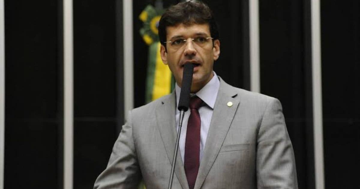 Candidata do PSL diz à PF que ministro do Turismo pediu desvio de dinheiro na eleição