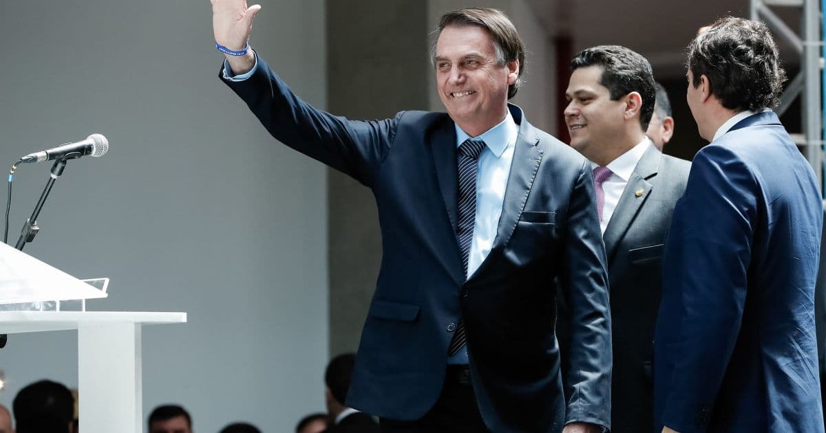 Bolsonaro revê declaração de que é possível 'perdoar o Holocausto'