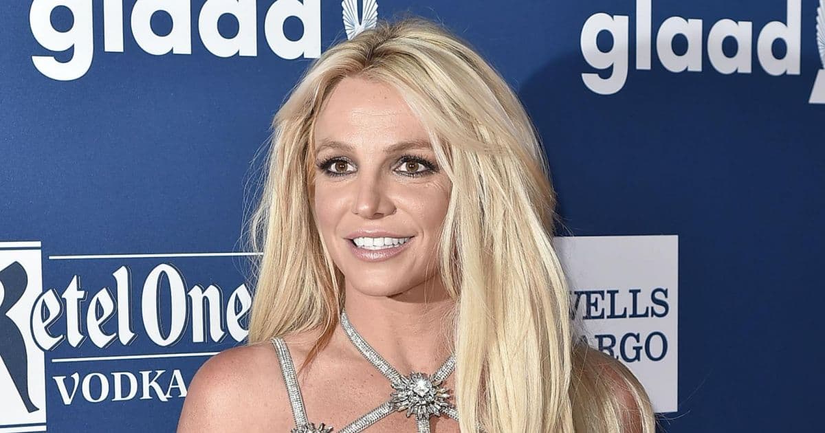 Britney Spears divulga vídeo e tranquiliza fãs sobre suposta internação forçada