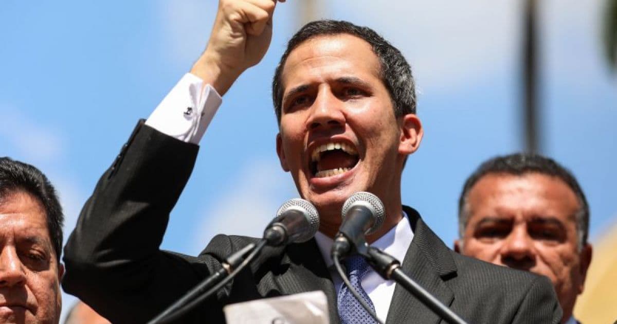 Líder da oposição sai de prisão, prega deposição de Maduro e ditadura fala em golpe