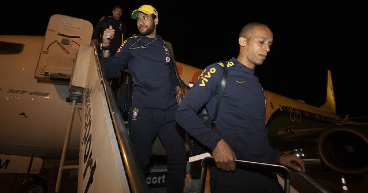 Mansões de Neymar na praia estão bloqueadas pela Justiça