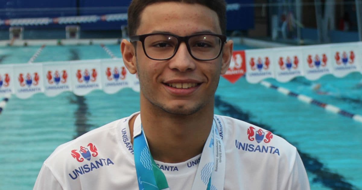 Youtuber, nadador de 18 anos será titular no 4 x 100 m do Brasil