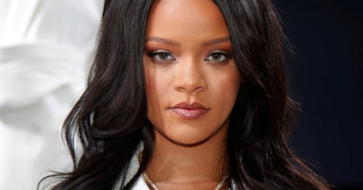 Rihanna critica reação de Donald Trump aos atentados que mataram 34 nos EUA
