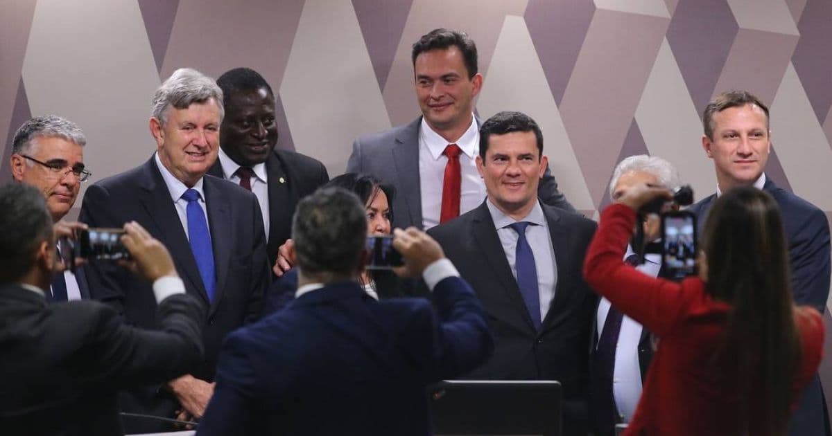 Moro teve recuos e derrotas desde que virou superministro de Bolsonaro