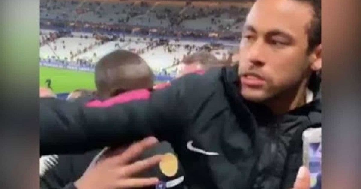 Neymar depõe à polícia por acusação de agressão a torcedor na Copa da França