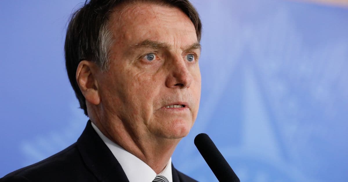 Bolsonaro distorce decisão do TSE para defender punição a jornal 