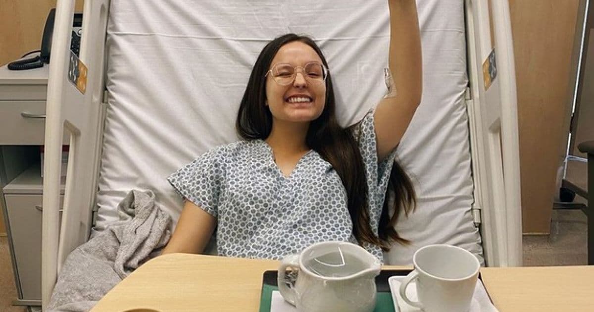 Problema de saúde: Larissa Manoela faz cirurgia para retirar pedra na vesícula