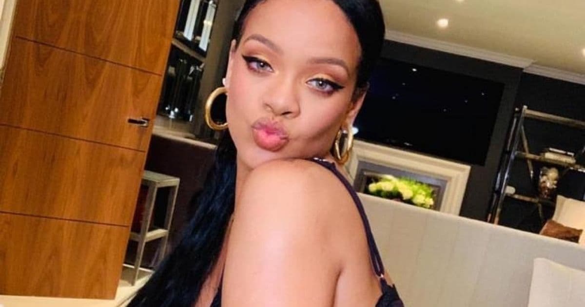 Rihanna diz que seu novo álbum está pronto mas que se recusa a lançá-lo