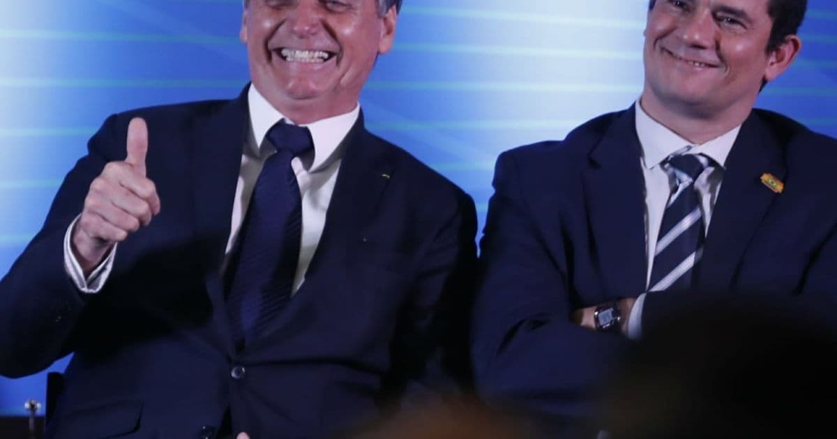 Bolsonaro diz que país estará em boas mãos se Moro for candidato em 2022