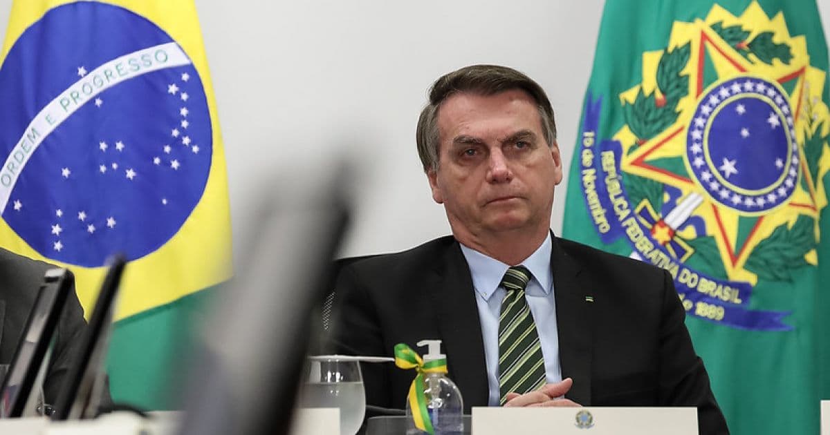 Após PF descartar novamente mandante de facada, foco de Bolsonaro se volta para STF