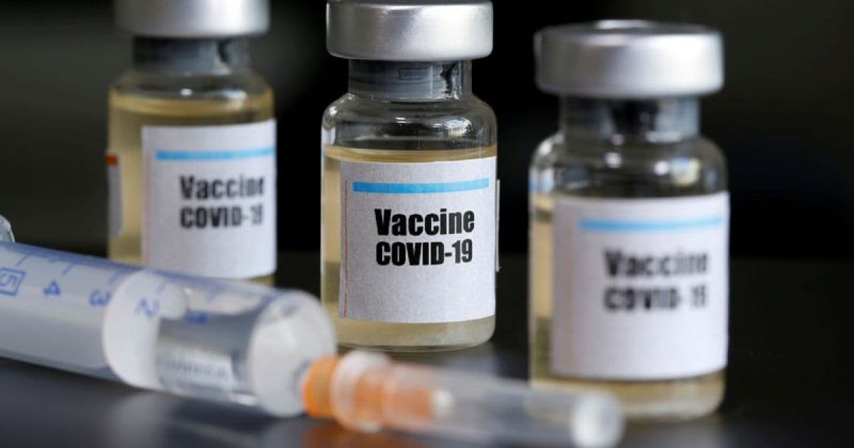 'Nenhuma vacina, existente ou em teste, vai bagunçar o seu DNA', dizem especialistas