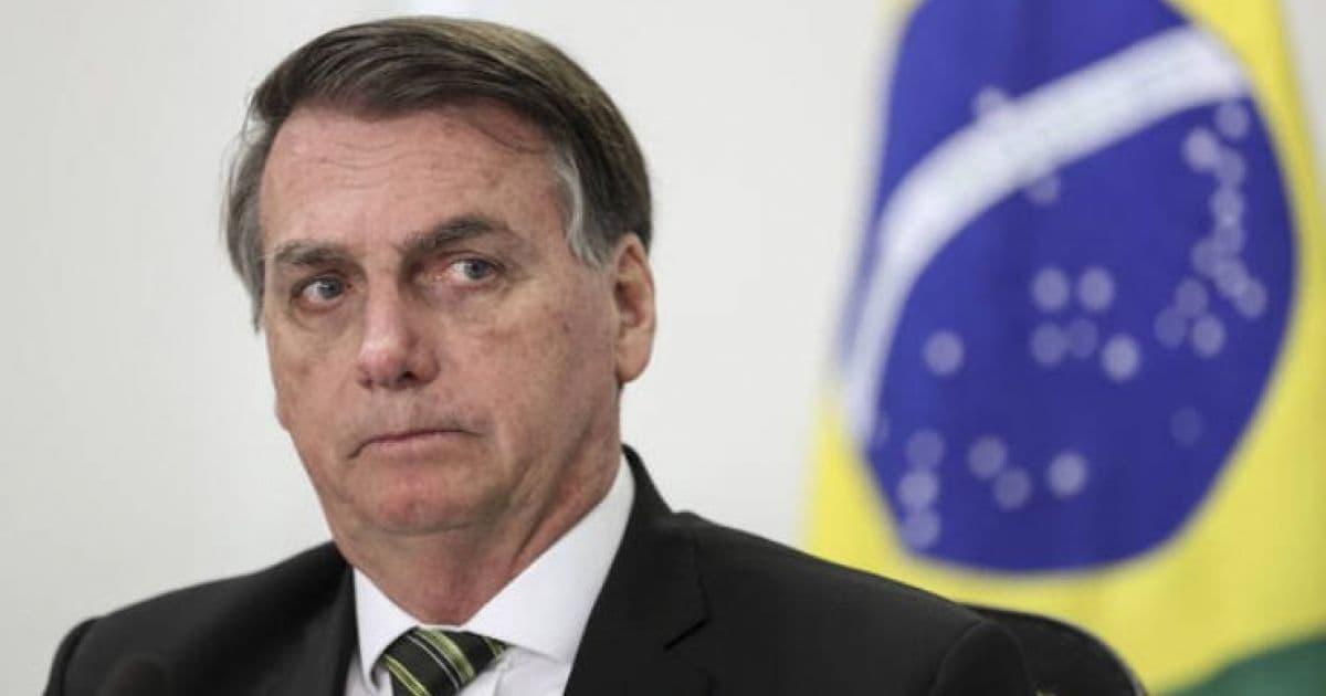 Bolsonaro minimiza questões raciais e diz que lugar de quem prega discórdia 'é no lixo'