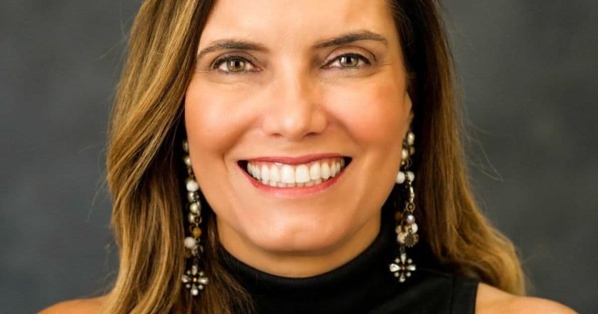 Empresária Monique Melo toma posse como diretora regional da ABRACOM-BA 