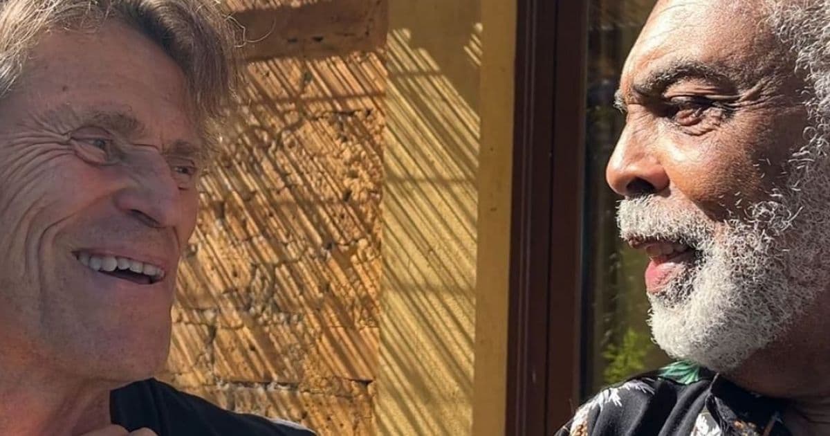 Gilberto Gil tem encontro com ator Willem Dafoe na Itália 