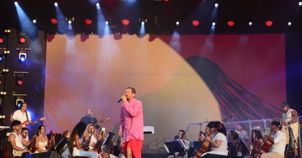 Saulo se apresenta no FV2023 com a Orquestra de Santo Antônio; artista fará pipoca à fantasia na terça de Carnaval