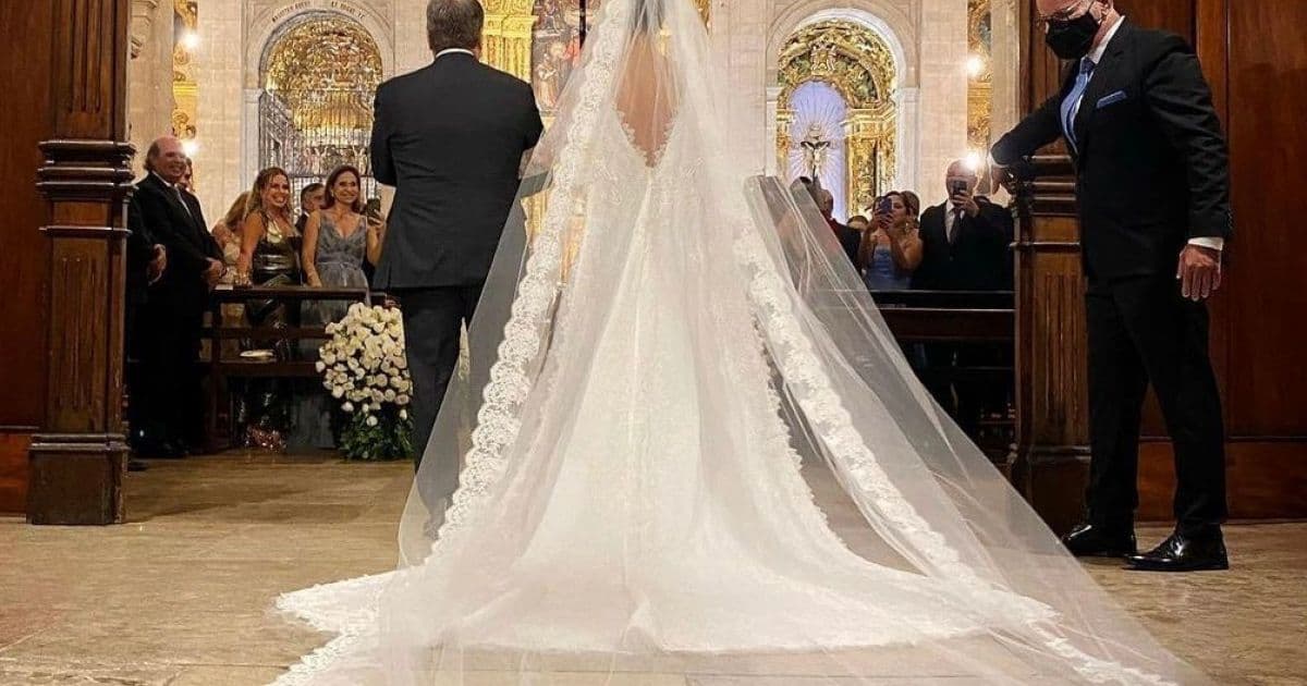 Natália Coelho e Guilherme Moura se casam na Catedral Basílica de Salvador
