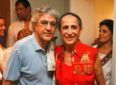 Caetano e Bethânia faltam a missa em homenagem a Dona Canô