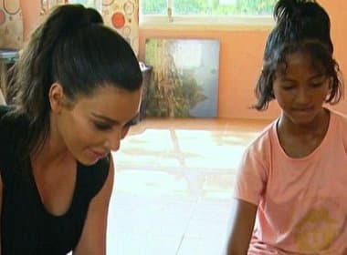 Órfã tailandesa recusa adoção de Kim Kardashian