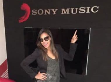 Ganhando espaço nacionalmente, banda Vingadora assina contrato com Sony Music