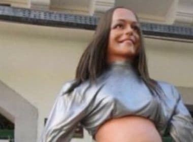Ivete Sangalo é homenageada com boneca de Olinda 'grávida'
