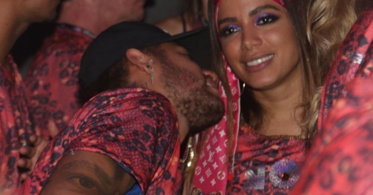 Anitta e Neymar se beijam no Carnaval e Bruna Marquezine deleta conta no Instagram