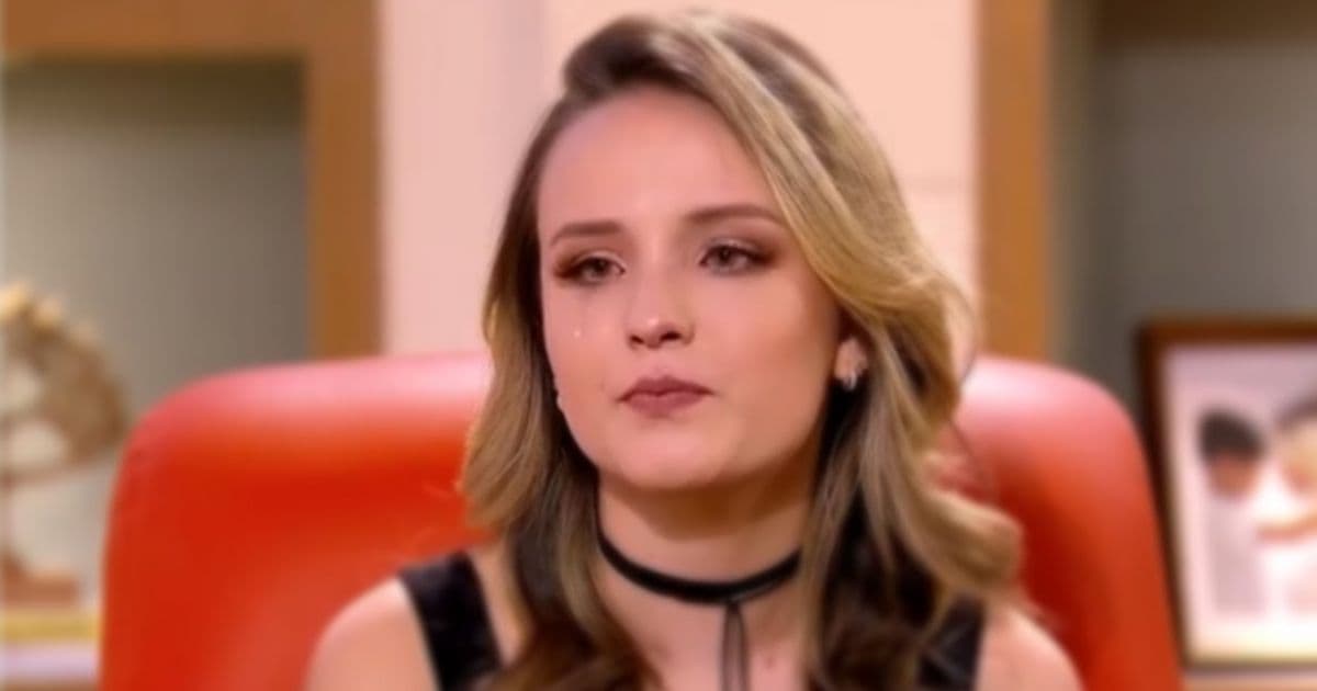Larissa Manoela se revolta por ser acusada de aparecer em vídeo de sexo: 'Nojo'