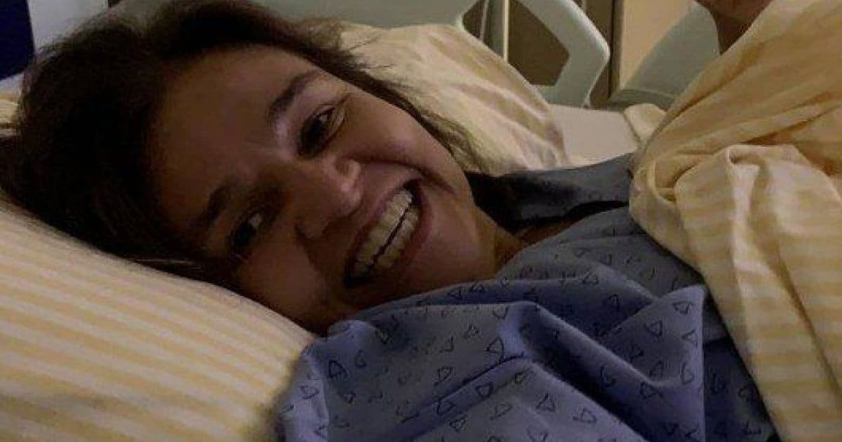 Com 'diminuição de massa encefálica', Claudia Rodrigues é internada após passar mal 