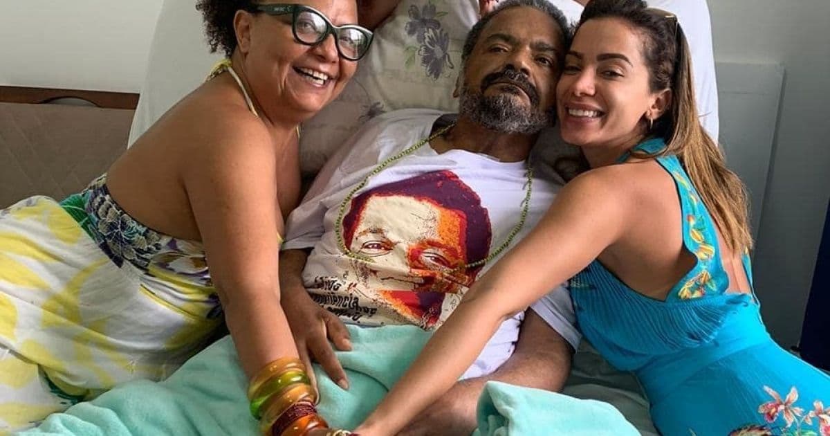 Anitta visita Arlindo Cruz e esposa de sambista festeja presença de funkeira