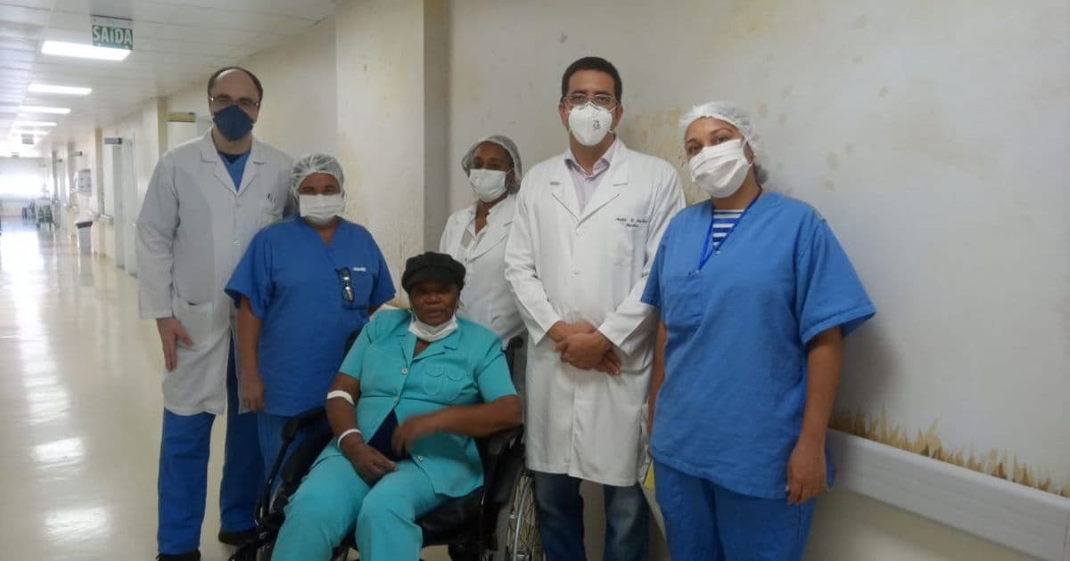 Atriz Neusa Borges recebe alta do Hospital Roberto Santos