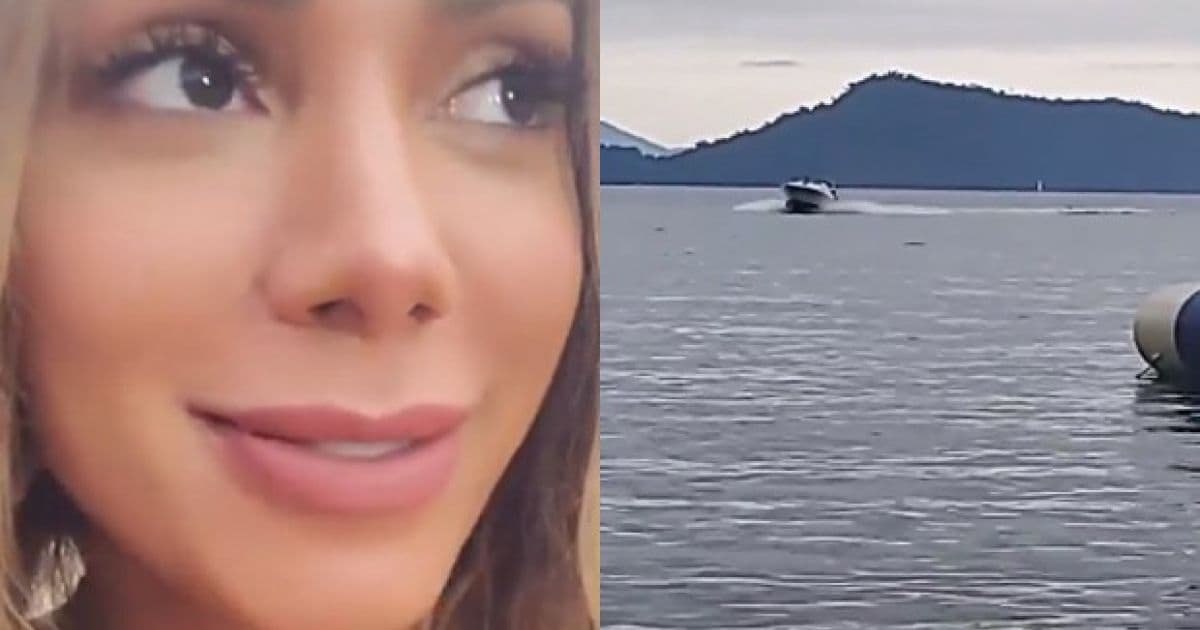 Anitta chega em ilha para reality com famosos 