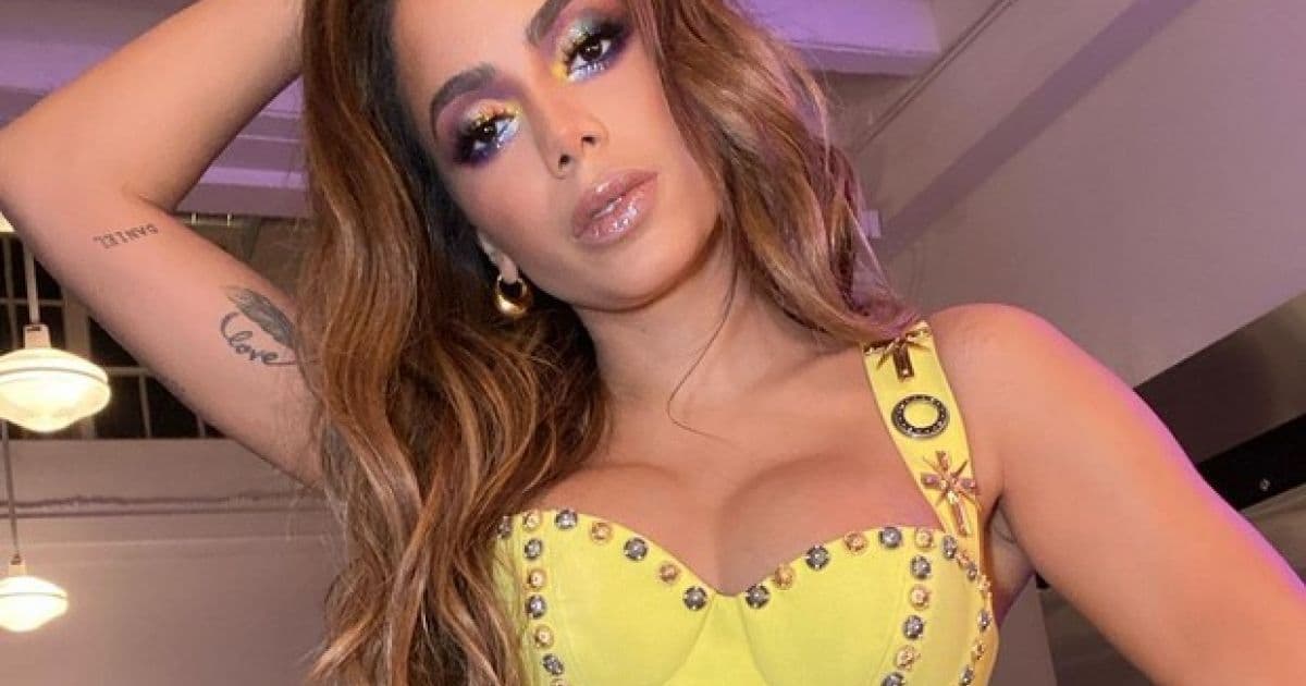 Com infecção alimentar, Anitta é internada no Rio; cantora não tem previsão de alta