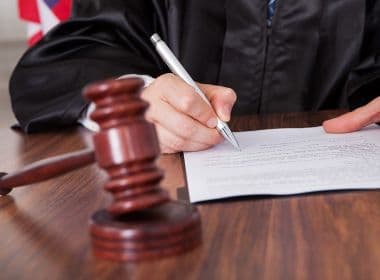 Advogado acusa juiz de insinuar que ele é 'despreparado', 'desonesto' e 'preguiçoso'
