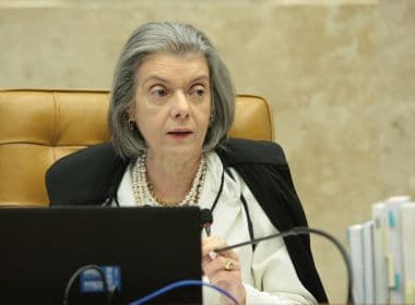 Ministra Cármen Lúcia determina retorno de pagamento de pensão para filhas de servidores