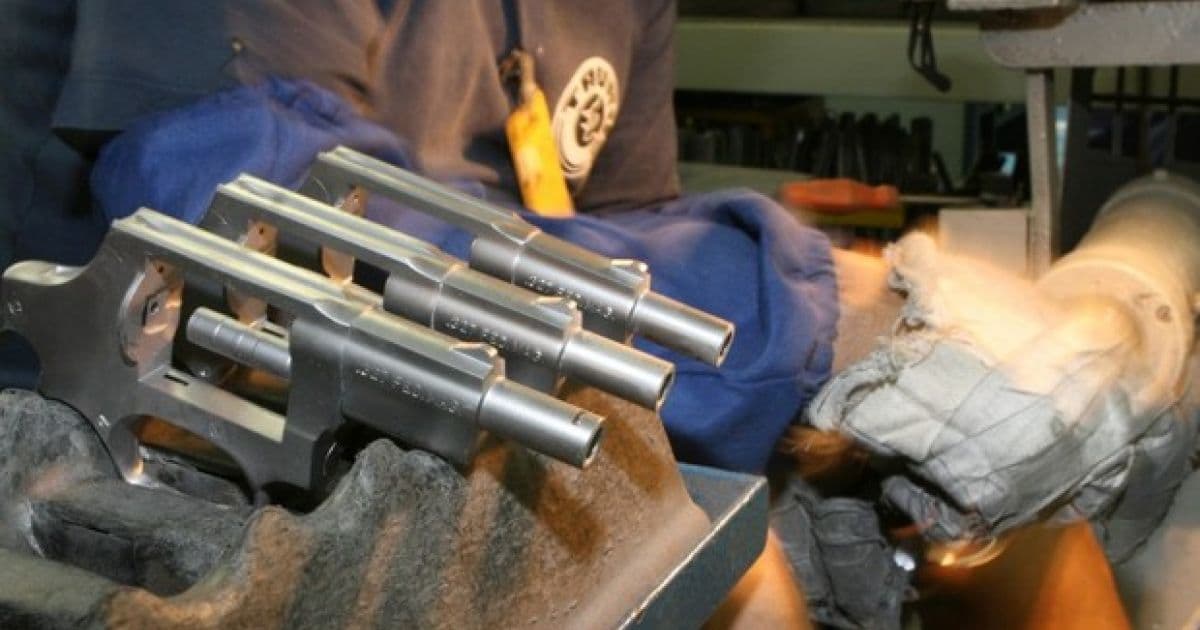 TST condena Taurus a indenizar metalúrgico que matou funcionário por falha em arma
