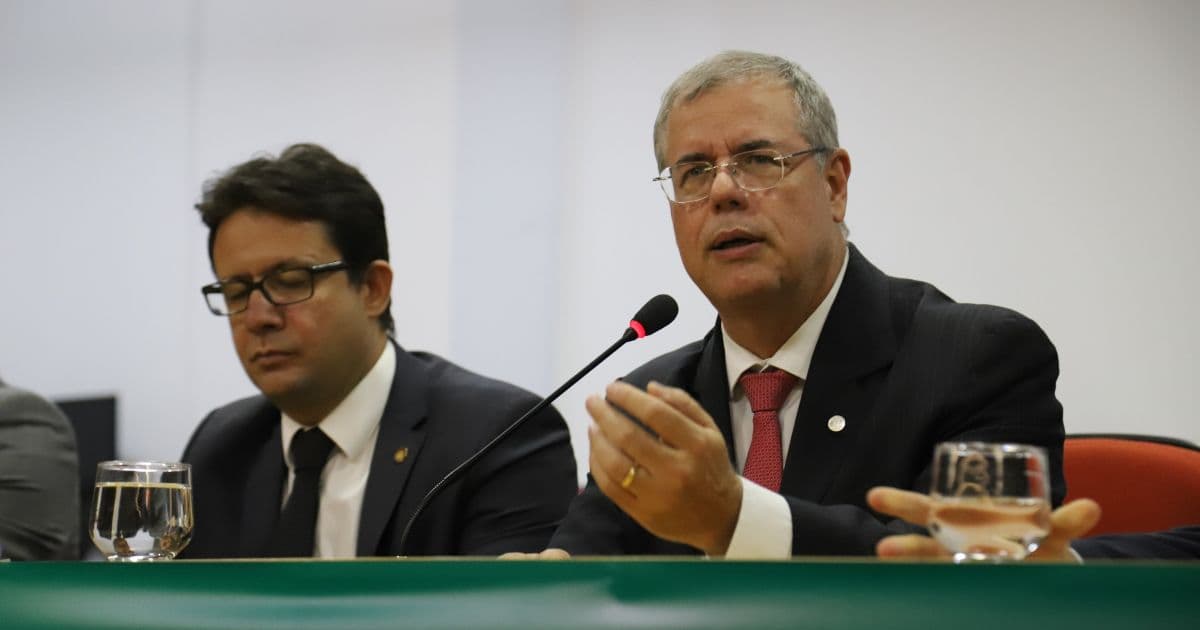 Luiz Viana desagrava advogados públicos federais no caso de julgamento no TRF-2