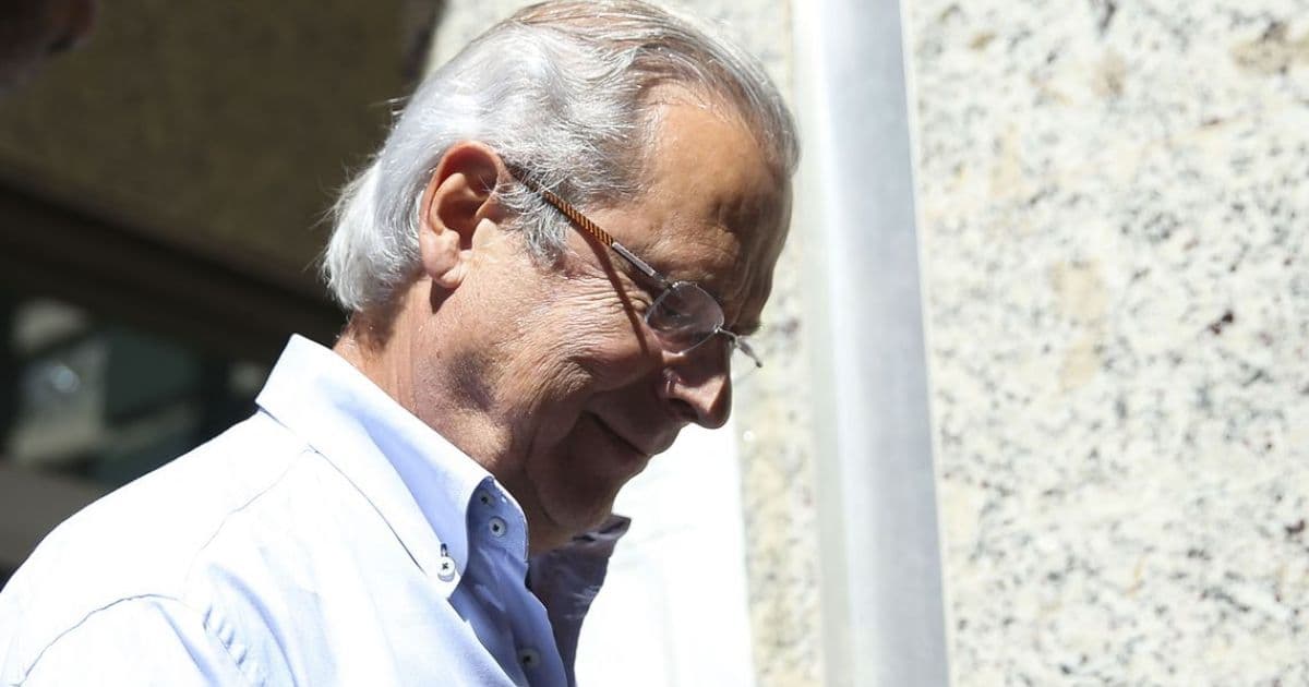 TRF-4 nega recurso de José Dirceu e determina que ex-ministro volte para prisão