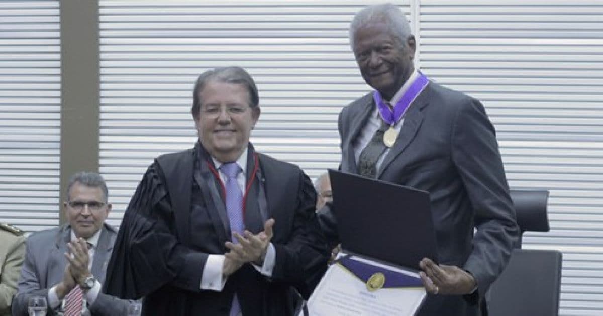 Autoridades baianas recebem Comenda da Cidadania Desembargador Jatahy Fonseca
