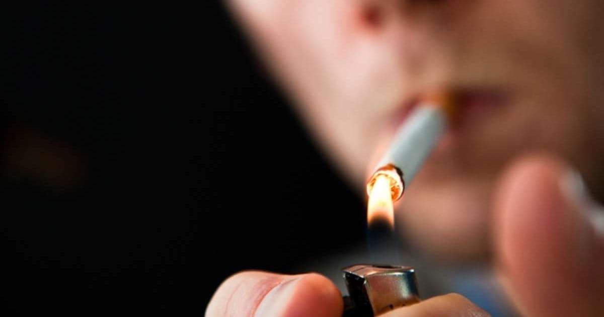 Justiça absolve mulher acusada de dar cigarro para filho de 15 anos viciado em drogas