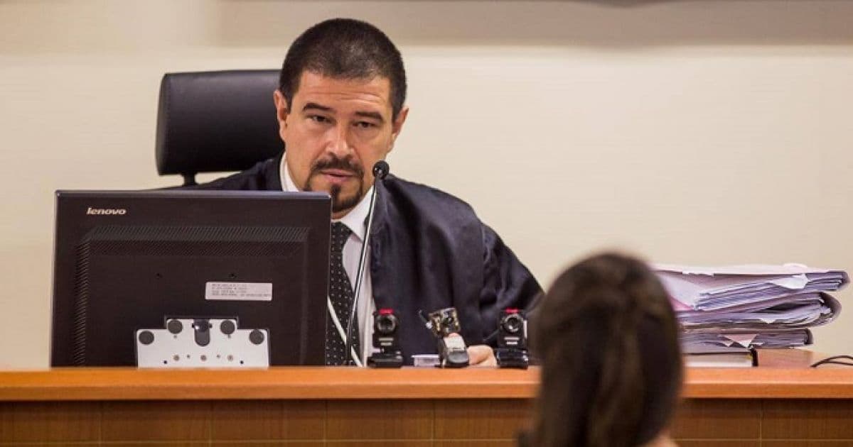 CNJ investiga juiz 'frustrado' por ser retirado do caso de rachadinhas de Flávio