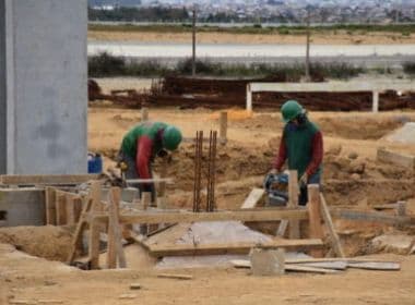 Conquista: Após quase 2 meses, obras de aeroporto são retomadas 