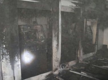Alagoinhas: Incêndio atinge caixas eletrônicos de banco