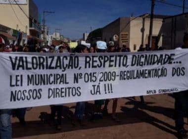 Barra da Estiva: Professores cobram atualização de salários ao piso nacional 