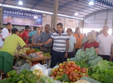 Barreiras: Com Feira Livre de volta ao CAB, Zito Barbosa visita novos pavilhões