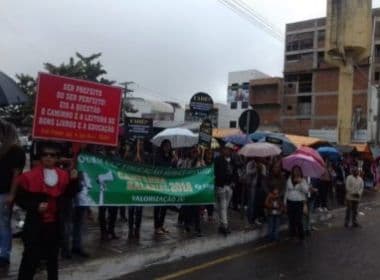 Conquista: Greve de professores da rede municipal entra em terceiro dia sem solução 