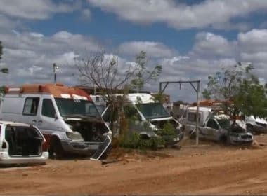 Juazeiro: Ambulâncias do Samu são vistas abandonadas em pátio da prefeitura