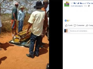 Sátiro Dias: Motorista de carro fúnebre perde controle e capota; caixão cai na estrada