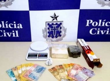 Polícia apreende um quilo de maconha e cocaína em bairro de Eunápolis