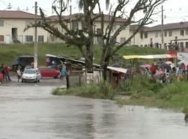 Itabuna: Chuvas deixam desabrigados e ponte é interditada 