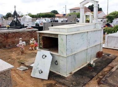 Livramento: Cemitério amanhece com túmulos violados e chama à atenção de moradores