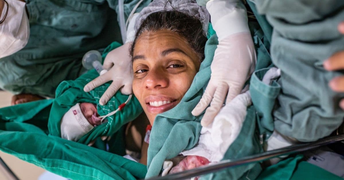 Moradora de Irecê dá à luz quadrigêmeos em Salvador; mulher engravidou de forma natural